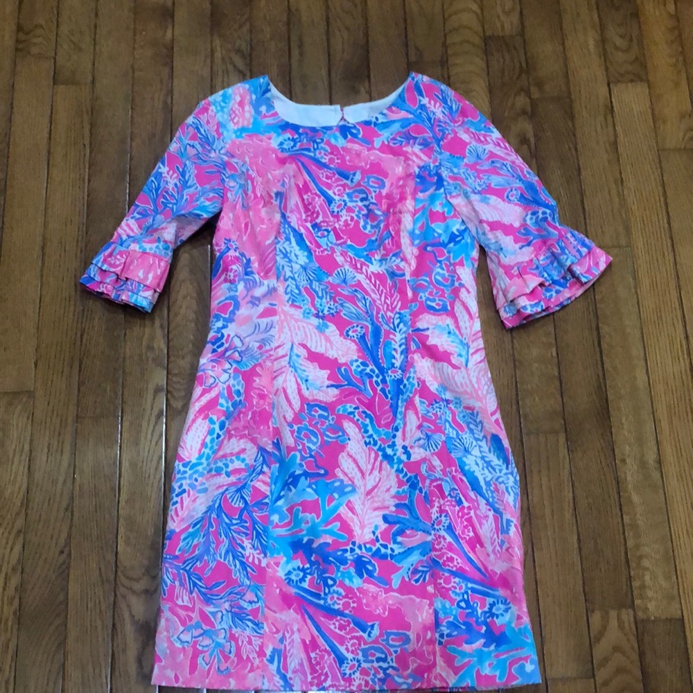 NEW Lily Pulitzer size 0 dress with ruffled sleeves!